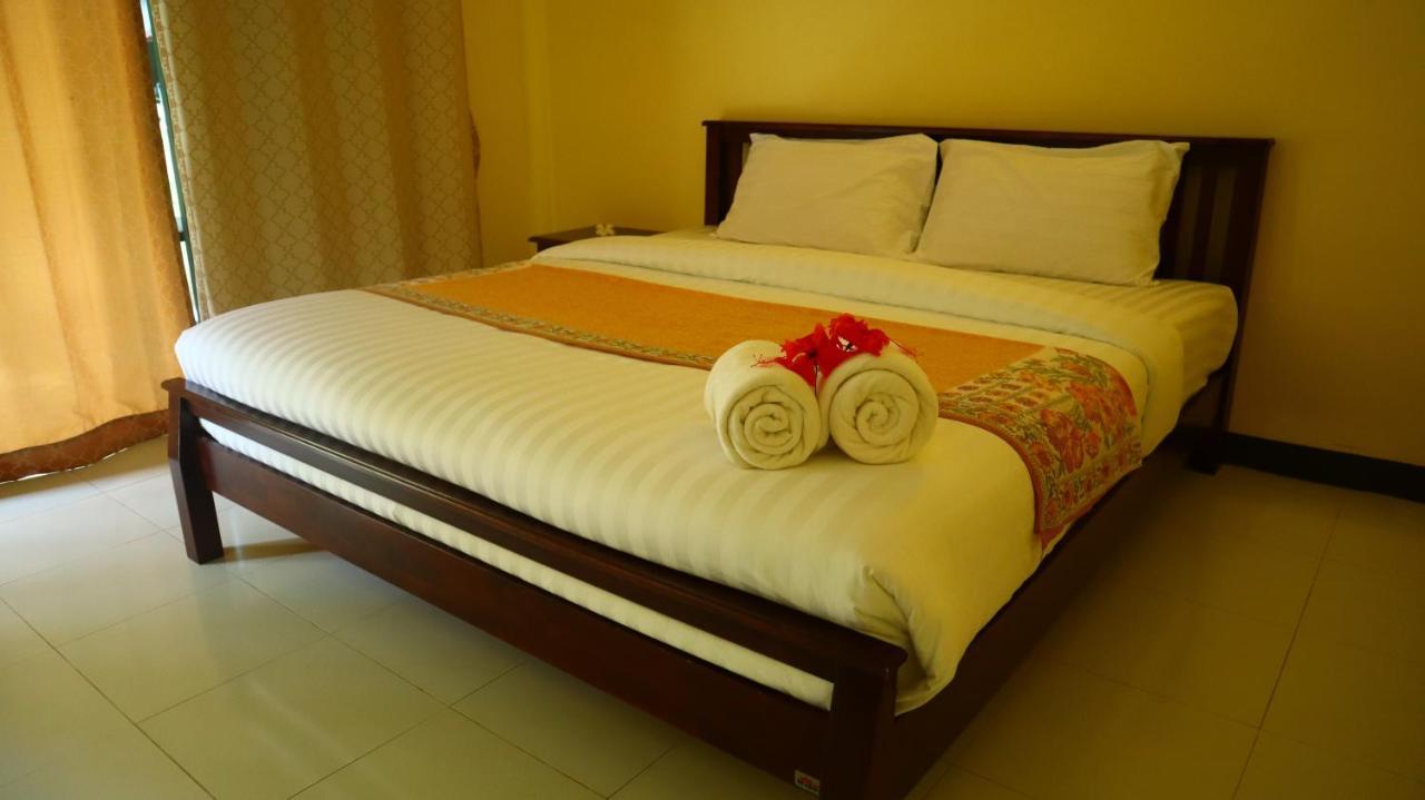 Koh Yao Noi Beach Resort Екстер'єр фото