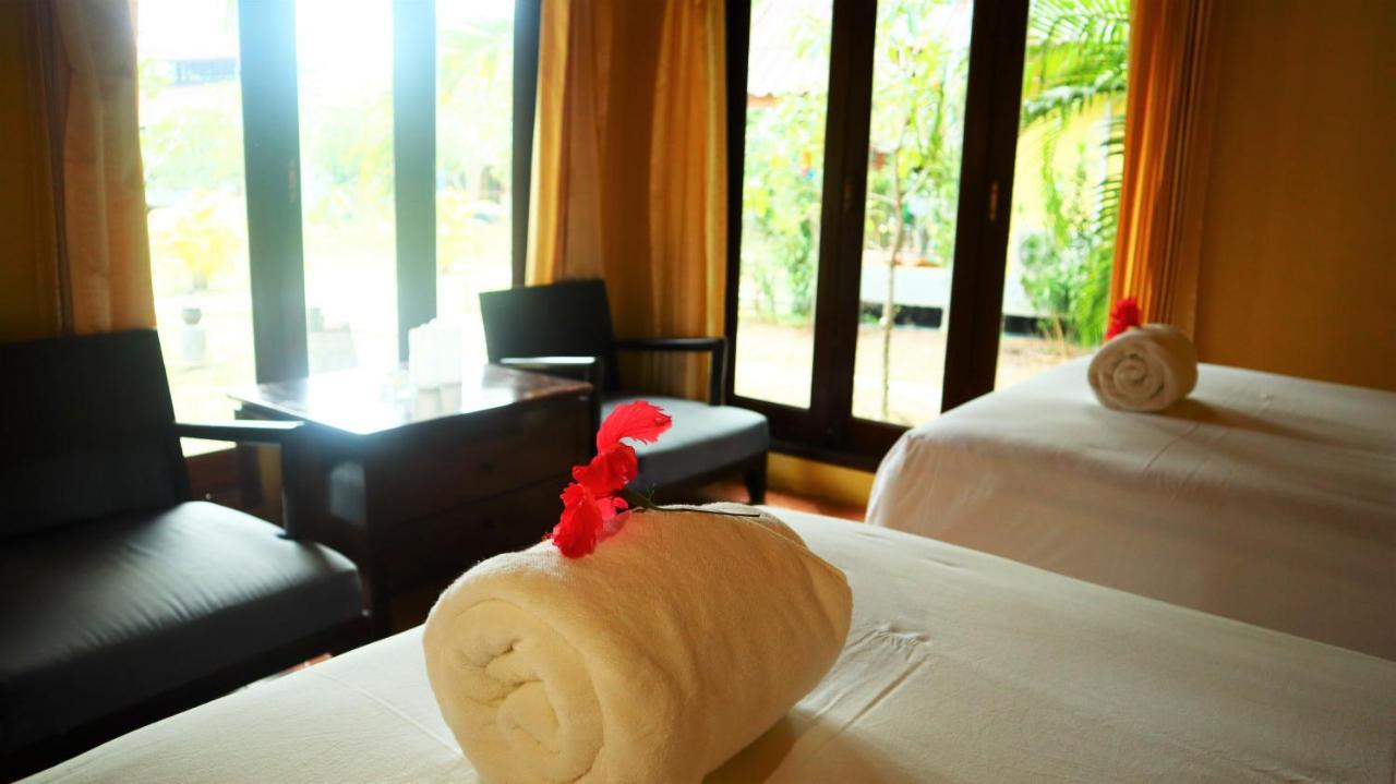 Koh Yao Noi Beach Resort Екстер'єр фото