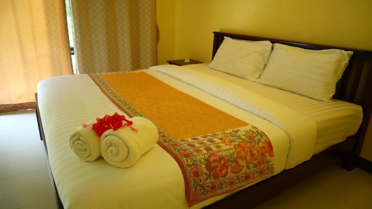Koh Yao Noi Beach Resort Екстер'єр фото